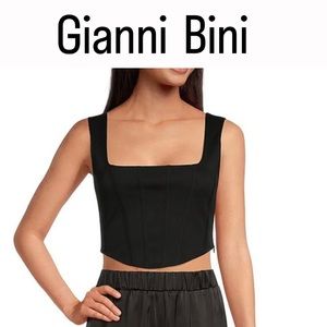 Gianni Bini
Cassandra Square Neck Sleeveless Corset Knit Top